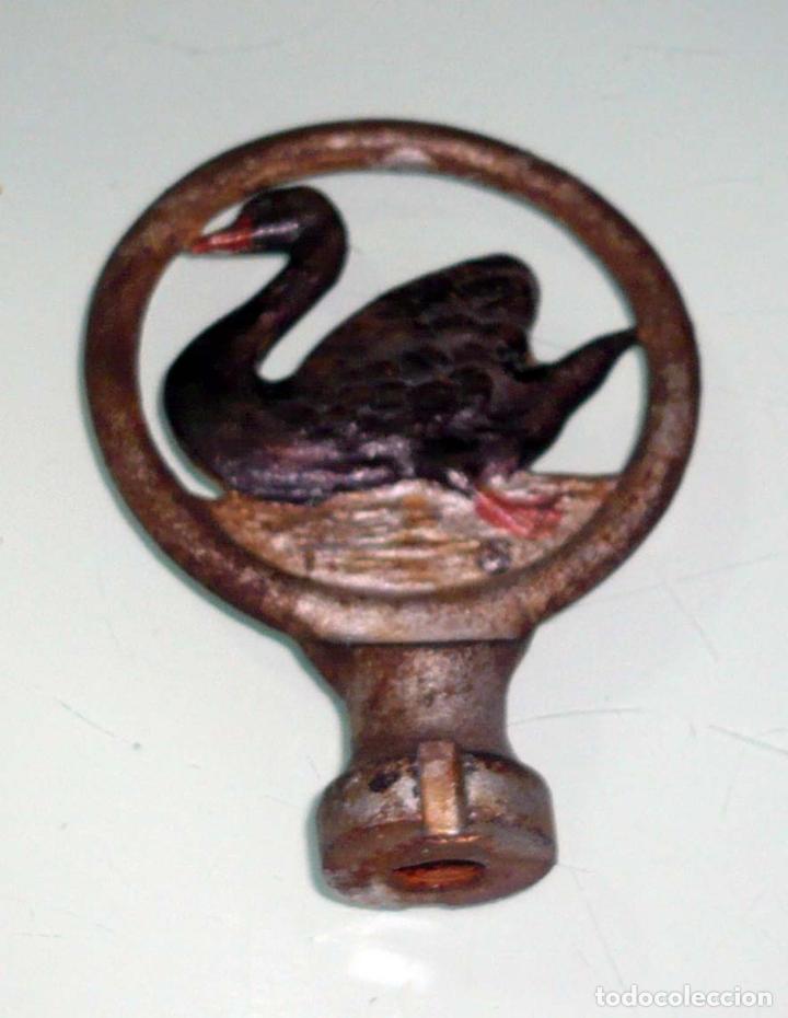 Antig&uuml;edades: Antiguo terminal de hierro - Cisne - - Foto 3