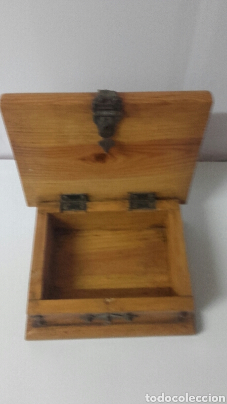 Antig&uuml;edades: ANTIGUA CAJA DE MADERA RUSTICA - Foto 3