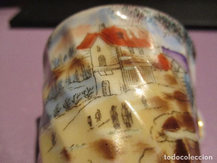 Antig&uuml;edades: taza porcelana - Foto 1