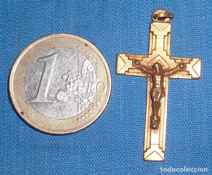 Antig&uuml;edades: Vieja cruz chapada en oro - Foto 1