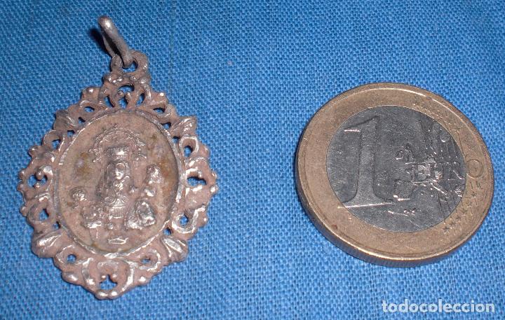 Antig&uuml;edades: Vieja medalla Virgen plata - Foto 1