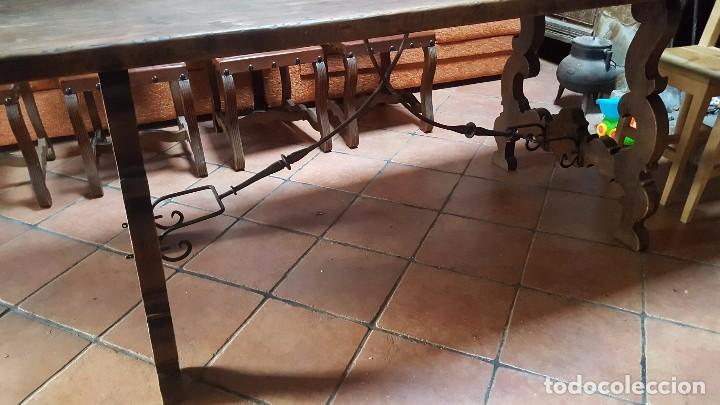 Antig&uuml;edades: Imponente mesa de nogal con pata de lira - Foto 4