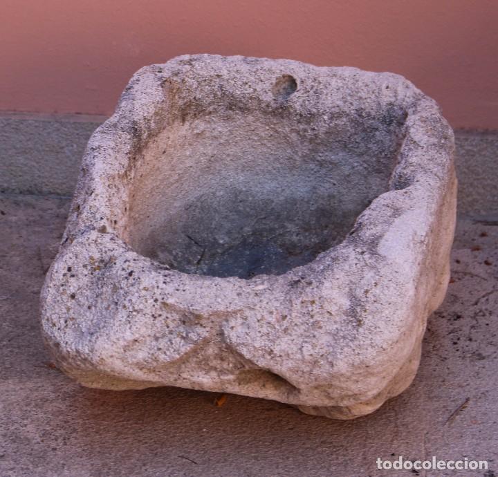 antigua fuente - pica - pila - de piedra - para - Comprar Utensilios