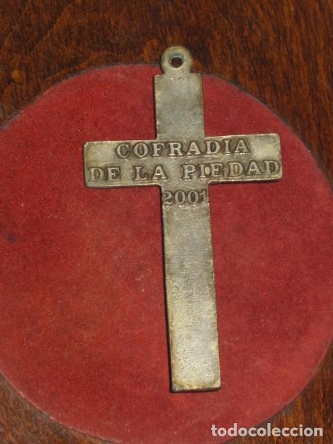 Antig&uuml;edades: CRUZ COFRADIA DE LA PIEDAD. - Foto 4