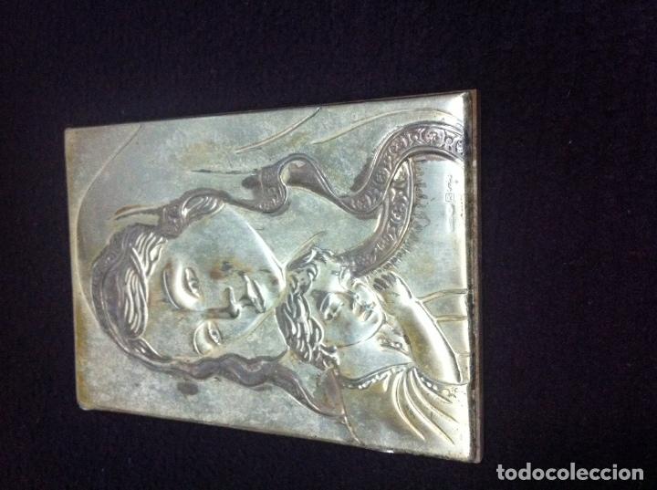 Antig&uuml;edades: Placa en plata - Foto 1