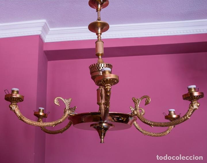 Antig&uuml;edades: LAMPARA DE METAL CON 6 BRAZOS EN BRONCE. - Foto 1