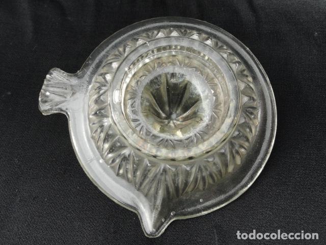 Antig&uuml;edades: EXPRIMIDOR DE C&Iacute;TRICOS DE CRISTAL. - Foto 4