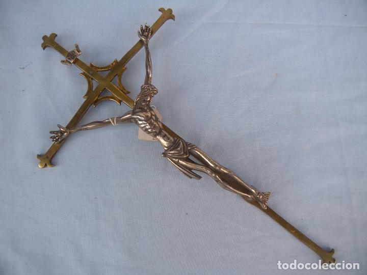 Antig&uuml;edades: CRUCIFIJO DE BRONCE - Foto 6