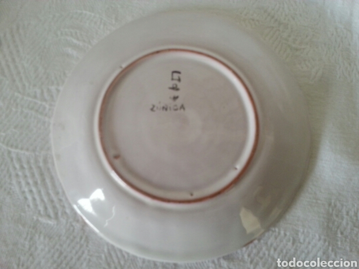 Antig&uuml;edades: Plato esmaltado Zu&ntilde;iga - Foto 2