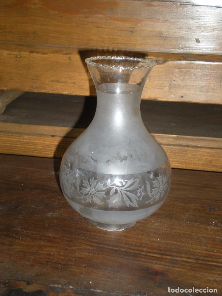 Antig&uuml;edades: 1 tulipa vidrio - Foto 1