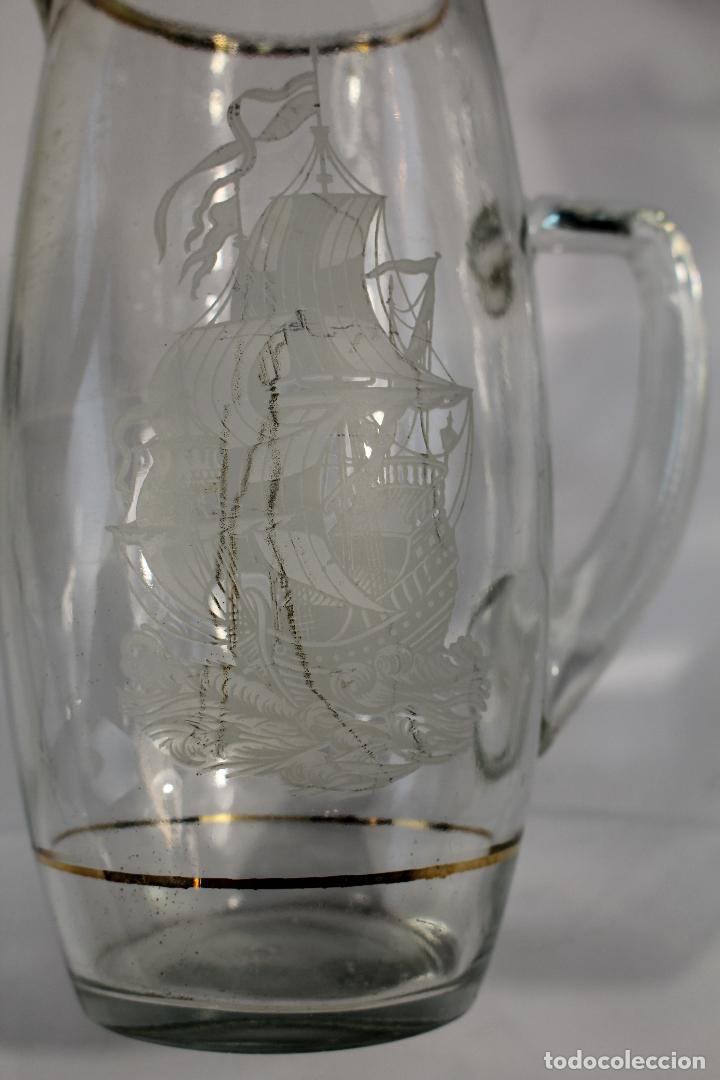 Antig&uuml;edades: jarra de cristal con barco - Foto 3