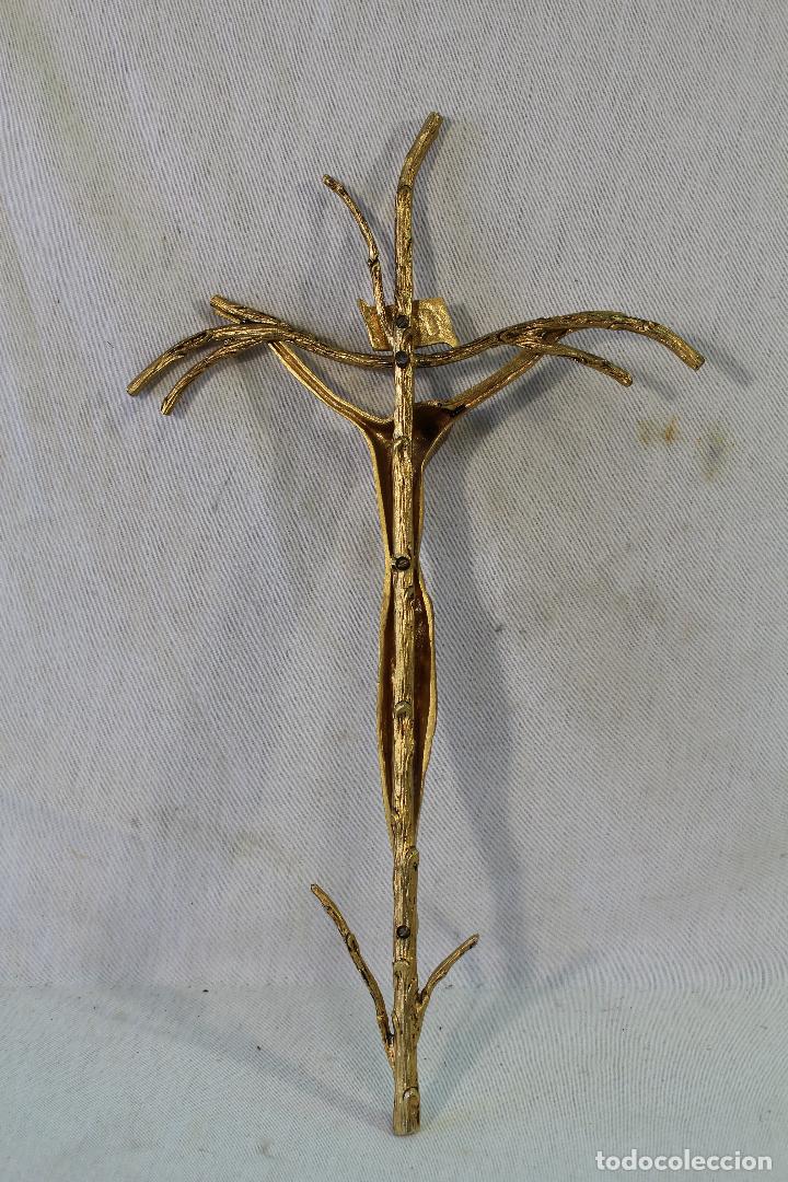 Antig&uuml;edades: cristo en la cruz en bronce - Foto 2