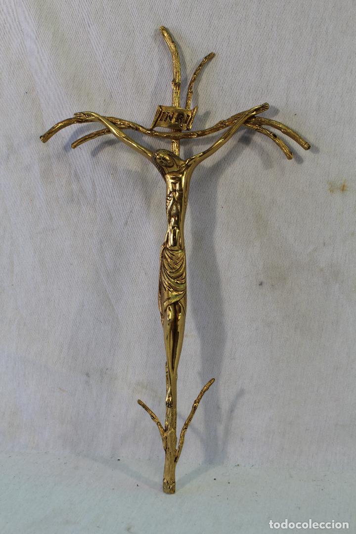Antig&uuml;edades: cristo en la cruz en bronce - Foto 4