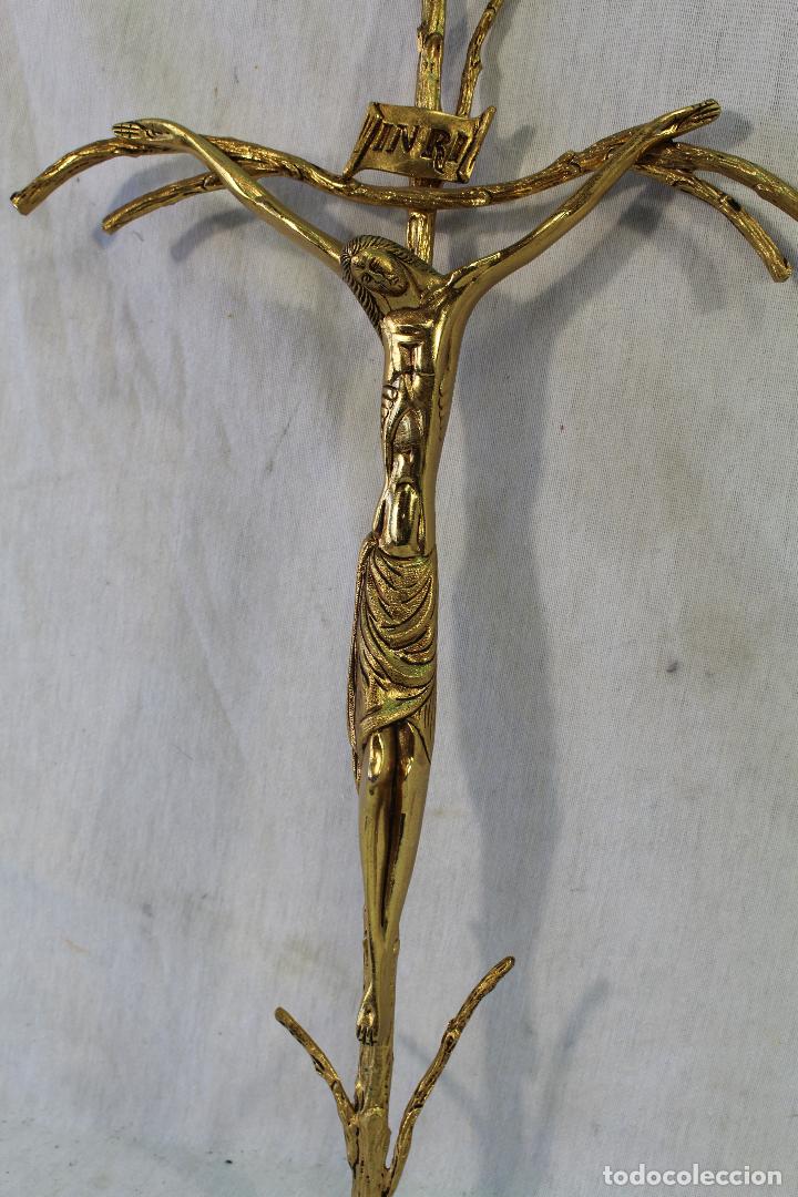 Antig&uuml;edades: cristo en la cruz en bronce - Foto 5