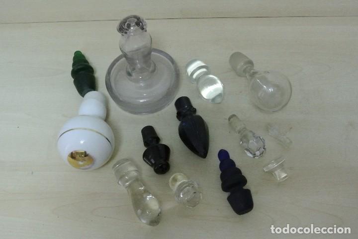 Antiguidades: VARIOS TAPONES DE CRISTAL PARA BOTELLAS