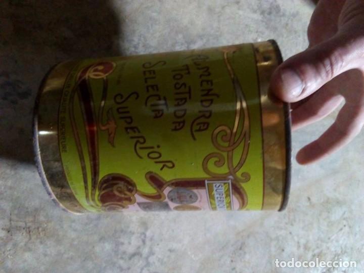 Antig&uuml;edades: lata bote almendra tostada selecta superior - Foto 1