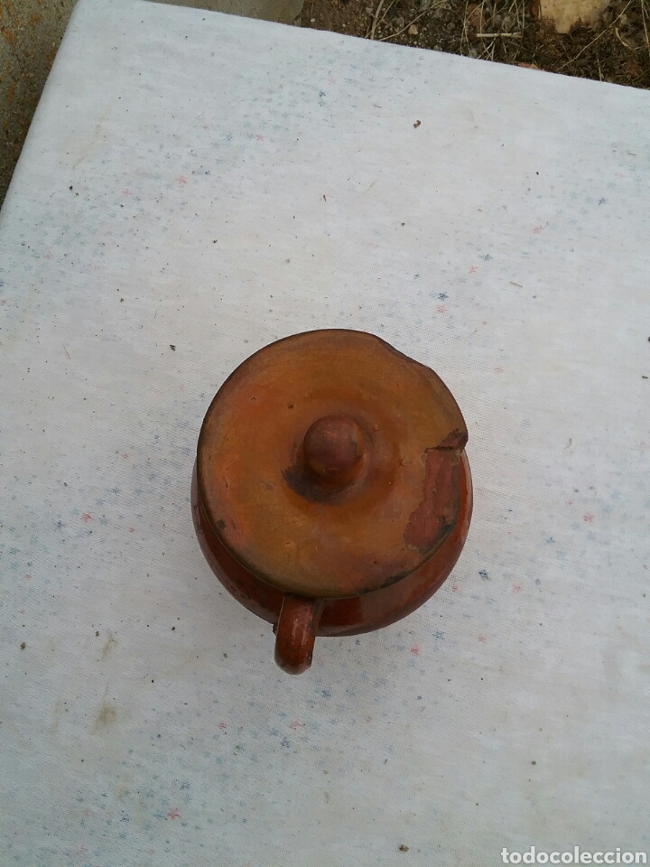 Antig&uuml;edades: Puchero de barro con tapa. - Foto 2