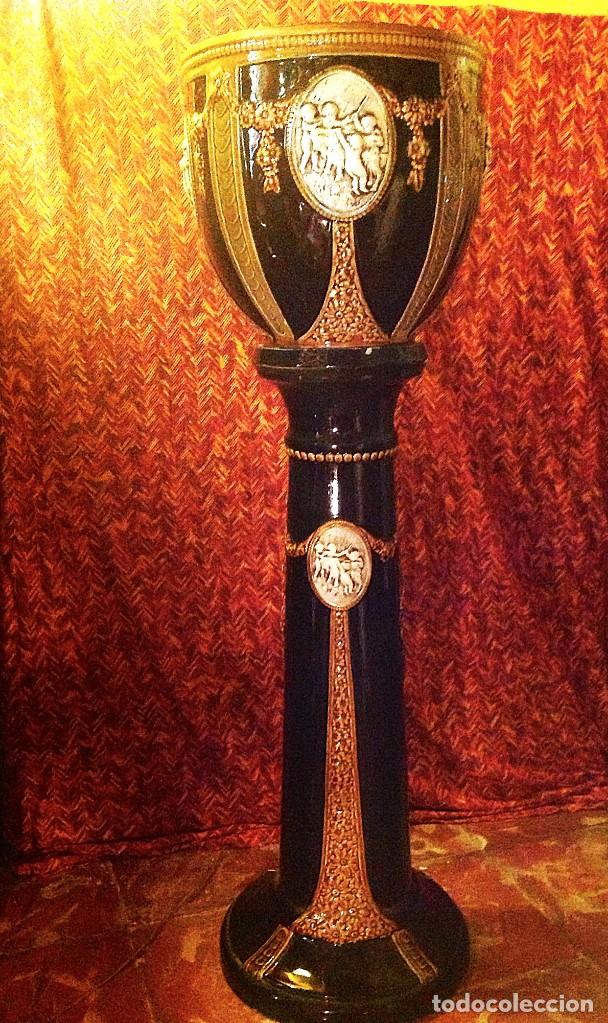 Antig&uuml;edades: Antiguo Macetero Y Columna Modernista - Foto 3