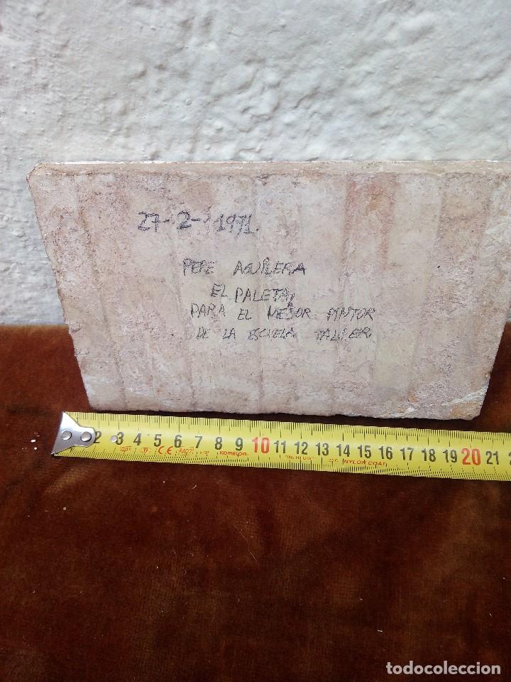 Antig&uuml;edades: Azulejo antiguo con sanefa. - Foto 2