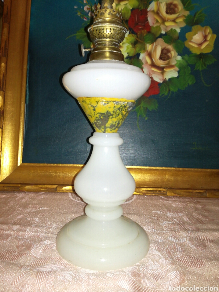 Antig&uuml;edades: Quinque de opalina reparado - Foto 2