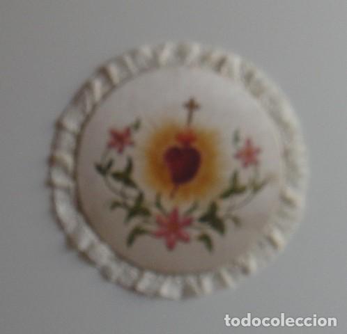 Antig&uuml;edades: Tapete religioso en seda. PIntado. - Foto 1