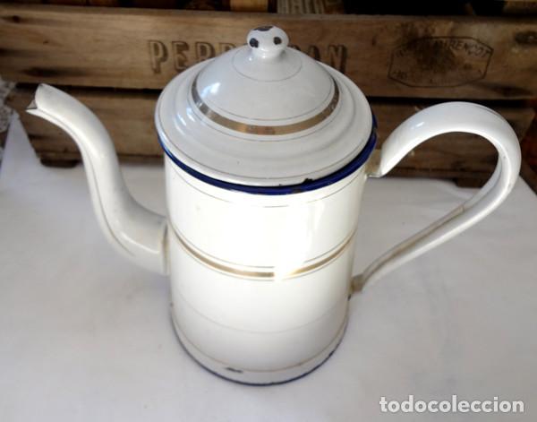 Antig&uuml;edades: Tetera esmaltada - Foto 1