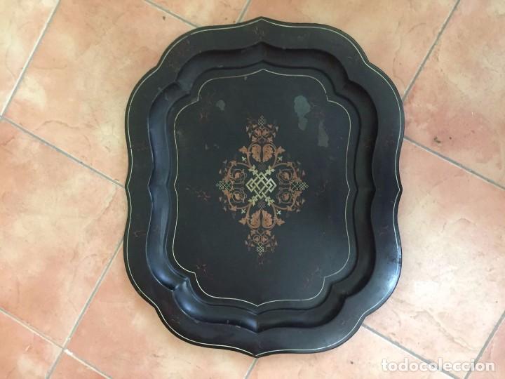 Antig&uuml;edades: Bandeja de hierro pintada. Mitad s. XIX. - Foto 1