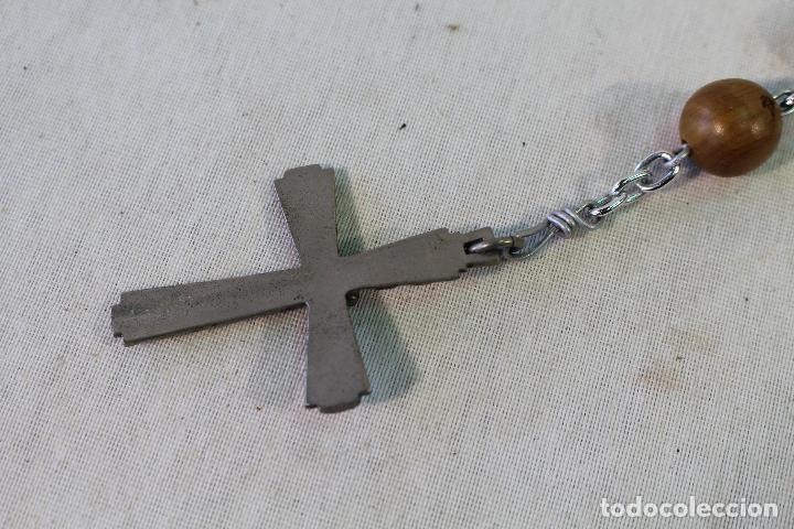 Antig&uuml;edades: Rosario de cuentas de madera - Foto 4