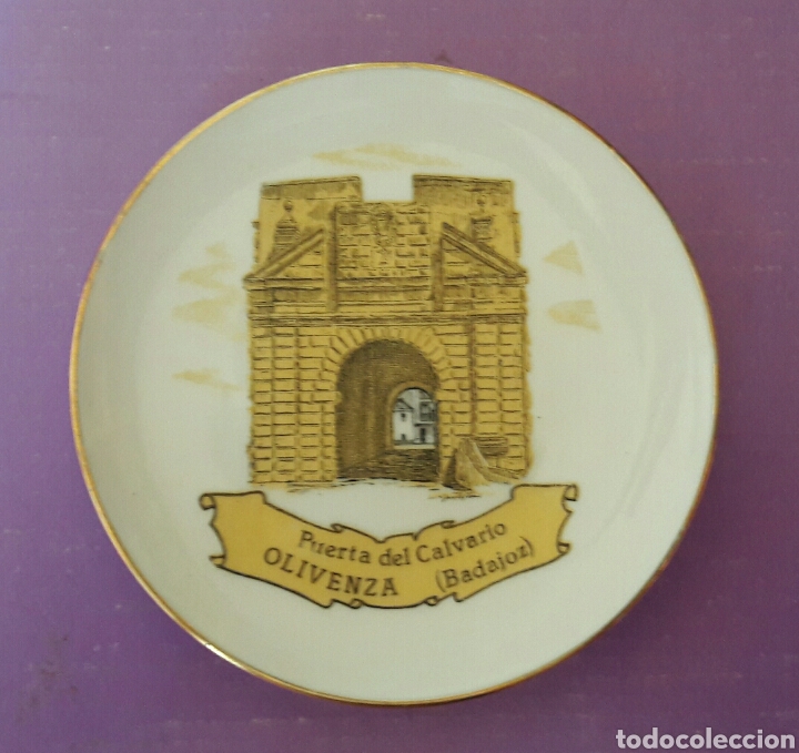 Antig&uuml;edades: Plato porcelana Olivenza - Foto 1
