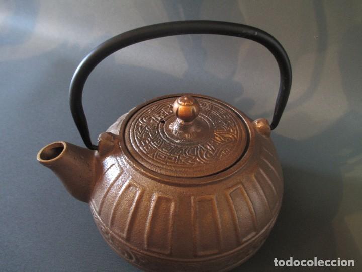 Antig&uuml;edades: CAFETERA DE  HIERRO FUNDIDO - Foto 2