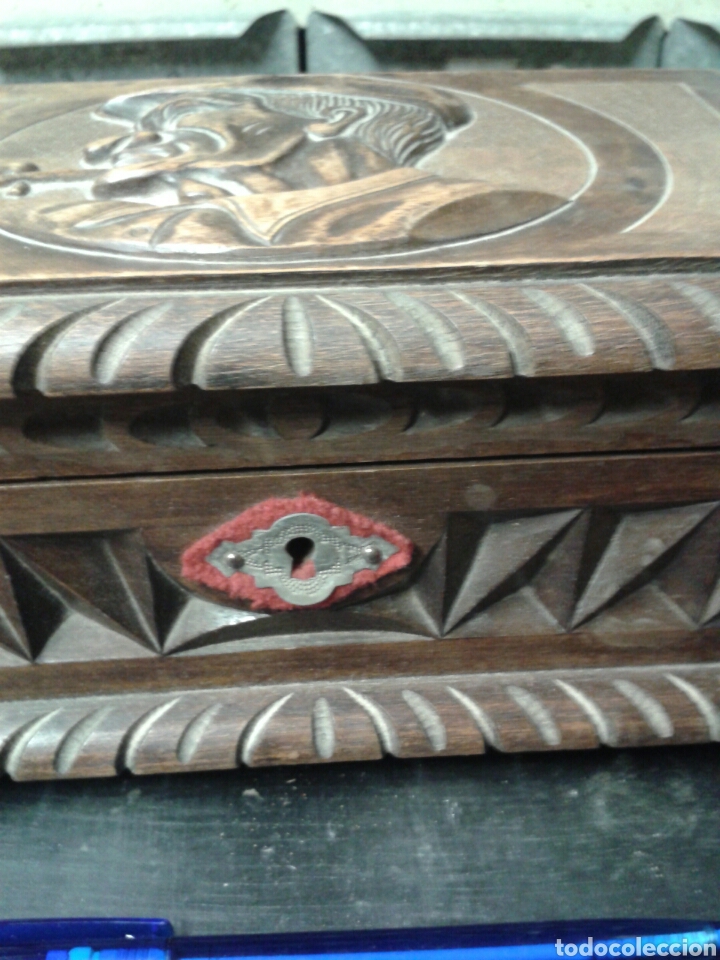 Antig&uuml;edades: CAJA MADERA GRABADA - Foto 1