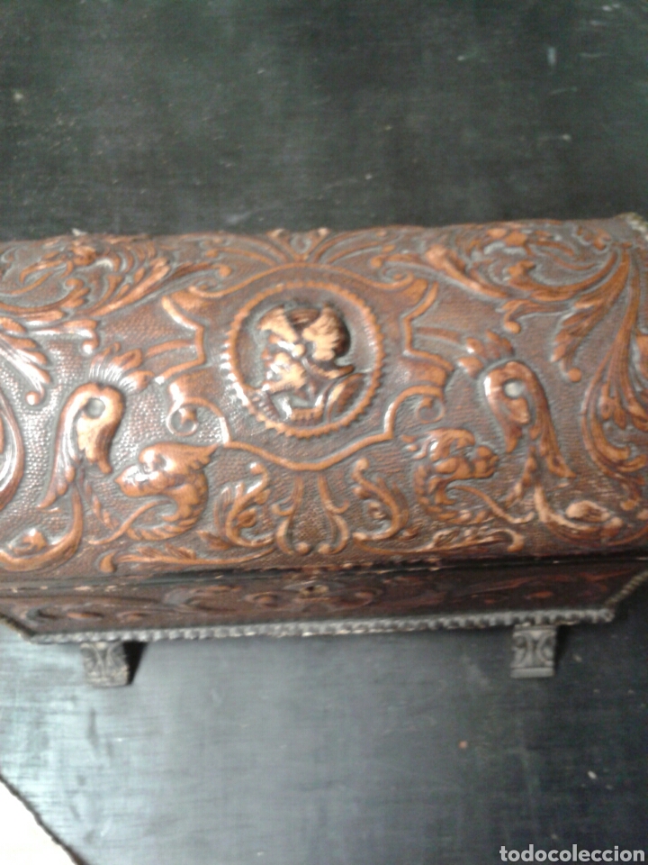 Antig&uuml;edades: CAJA CUERO - Foto 1