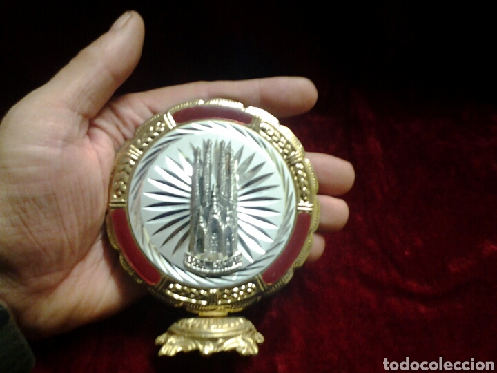 Antig&uuml;edades: Preciosa placa de nuestra Se&ntilde;ora de Covadonga - Foto 2