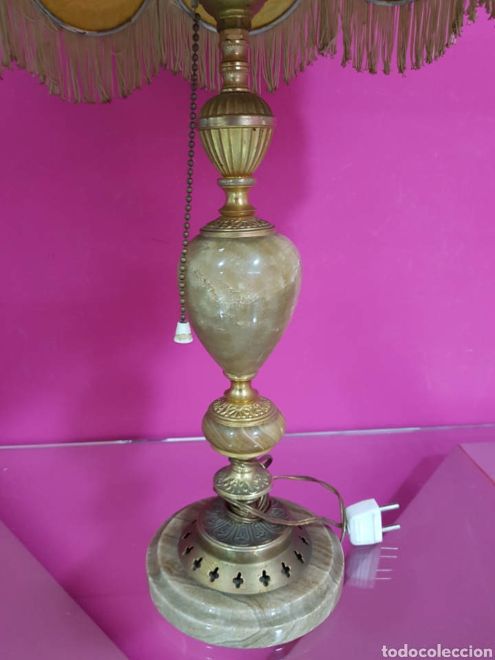 Antig&uuml;edades: L&aacute;mpara de lat&oacute;n y marmol - Foto 2