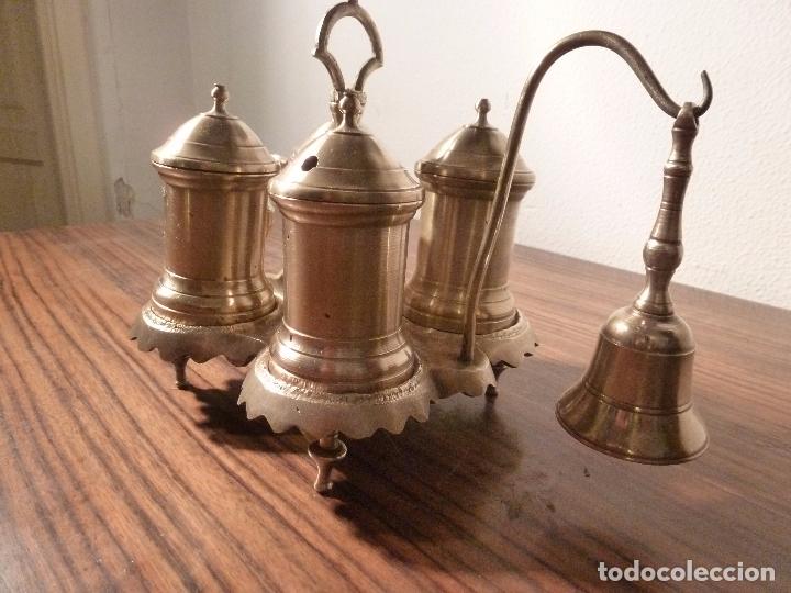 Antig&uuml;edades: ESCRIBANIA DE BRONCE CON CAMPANA - Foto 2