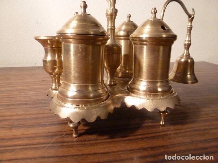 Antig&uuml;edades: ESCRIBANIA DE BRONCE CON CAMPANA - Foto 4