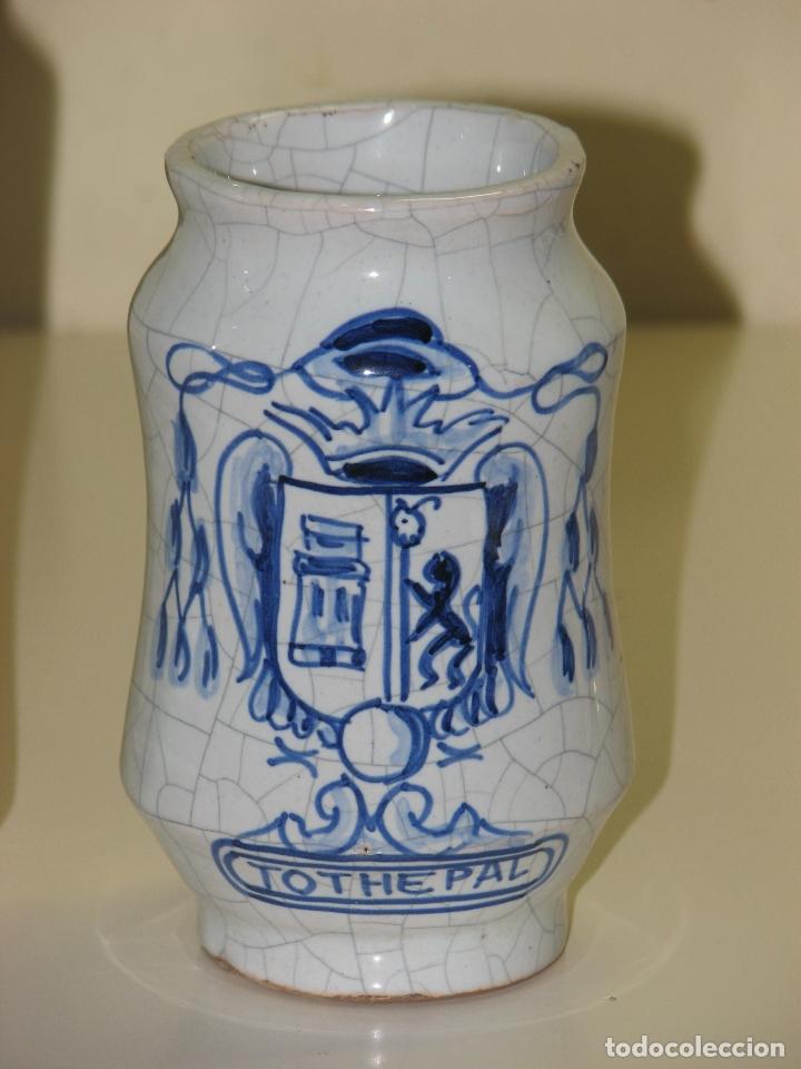 Antig&uuml;edades: LOTE DE DOS ALBARELOS DE TALAVERA - Foto 3