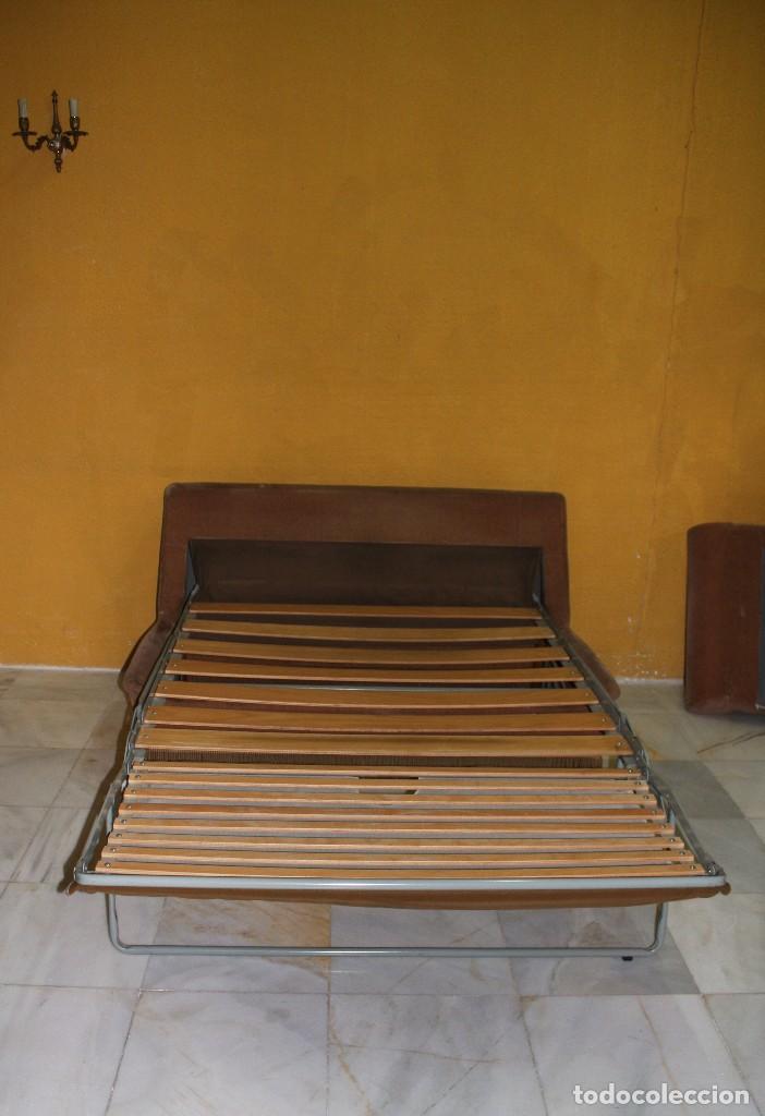 Antig&uuml;edades: Sof&aacute; cama terciopelo. Ref. 6037 - Foto 6