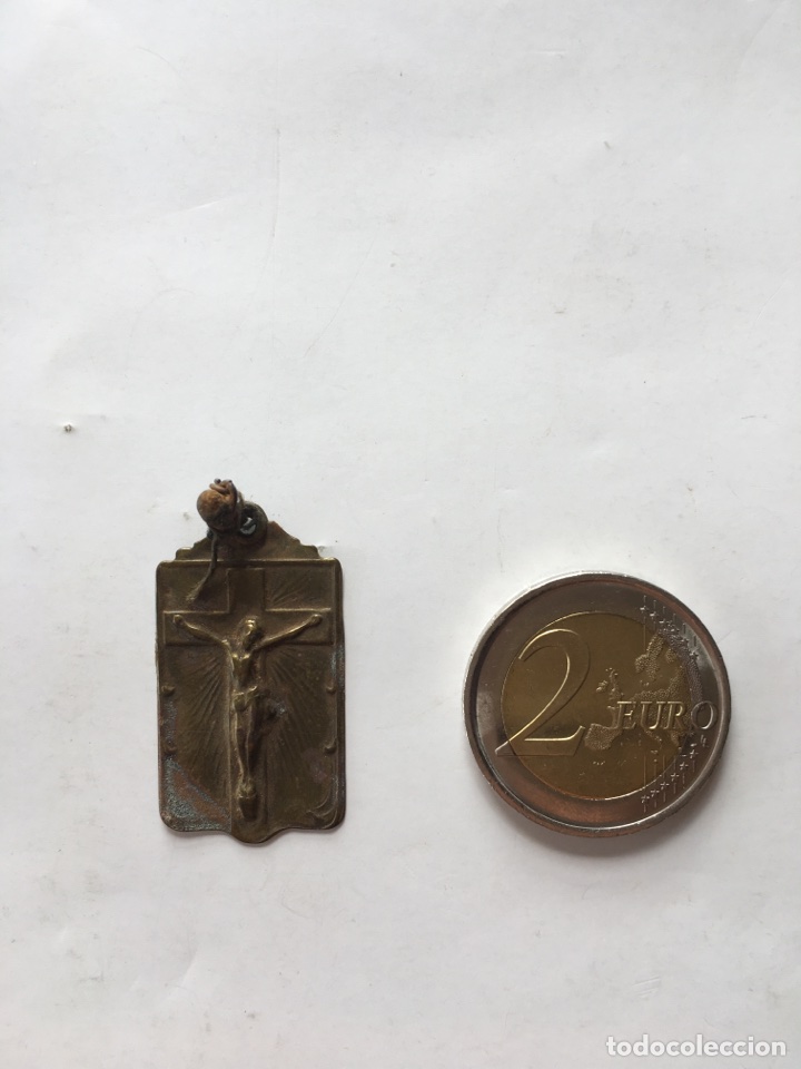 Antig&uuml;edades: Medalla &rdquo;Crucificado&rdquo; (h.1940?) - Foto 1