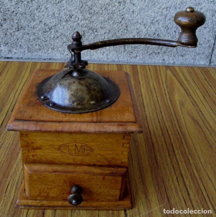 Oggetti Antichi: MOLINILLO CAF&Eacute; ELMA de madera y hierro Esta restaurada