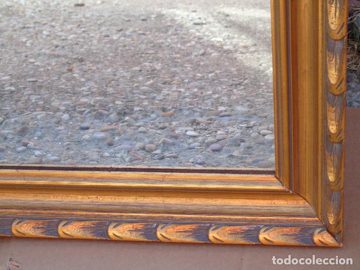 Antig&uuml;edades: ANTIGUO ESPEJO RECTANGULAR EN MADERA DORADA. 148CM X 78CM - Foto 4
