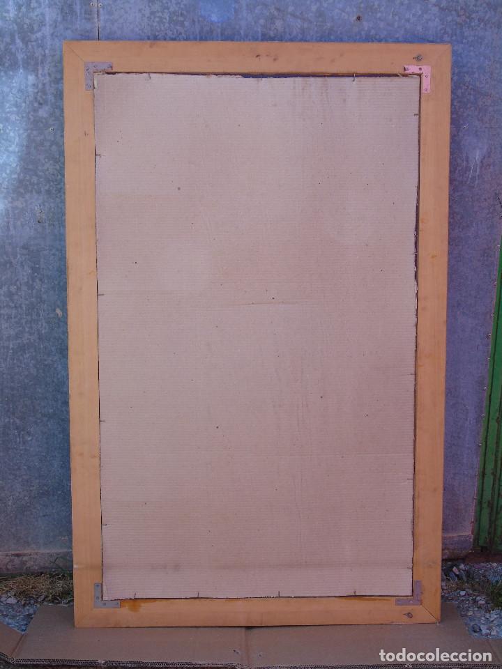 Antig&uuml;edades: ANTIGUO ESPEJO RECTANGULAR DE MADERA DORADA, CON FLORECITAS. 134CM X 86CM - Foto 5
