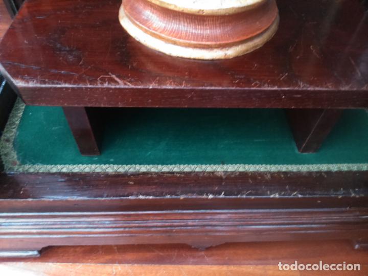 Antig&uuml;edades: Capilla para imagen religiosa - Foto 3