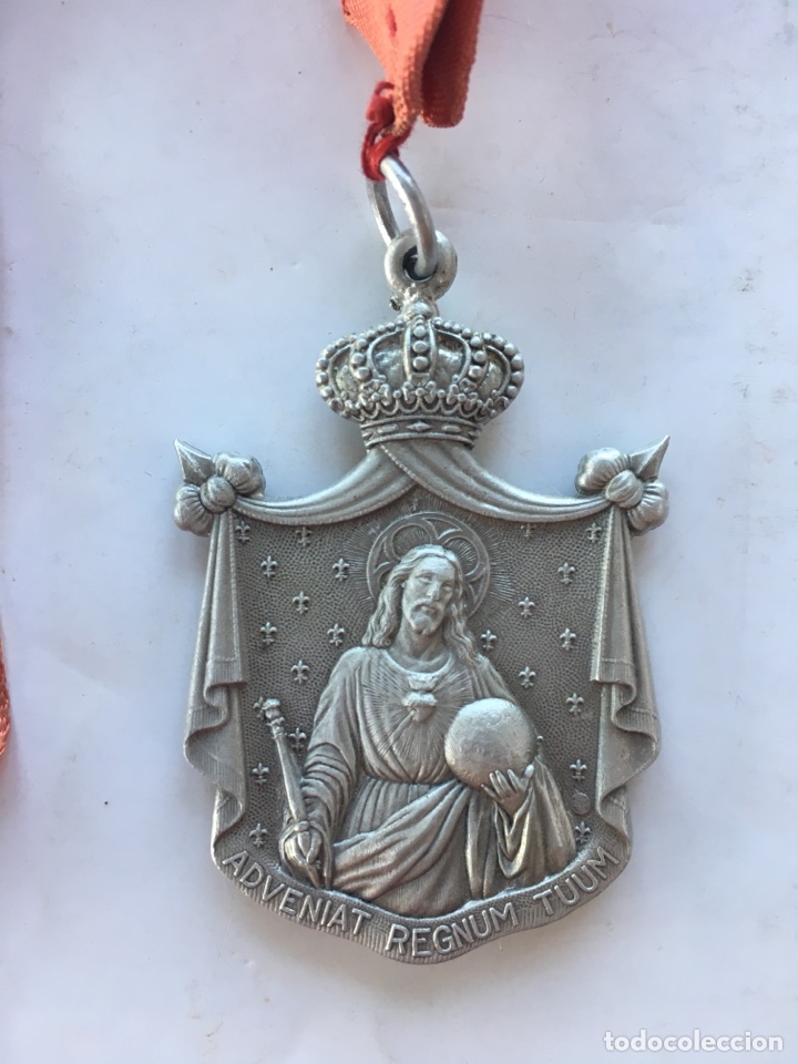 Antig&uuml;edades: Medalla Procesional - Foto 2
