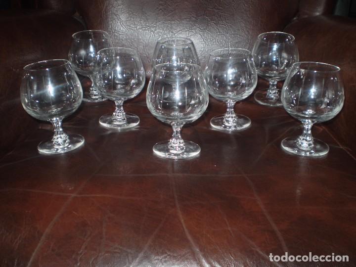 Antig&uuml;edades: 8 COPAS DE CRISTAL TRABAJADA A RUEDA - Foto 1