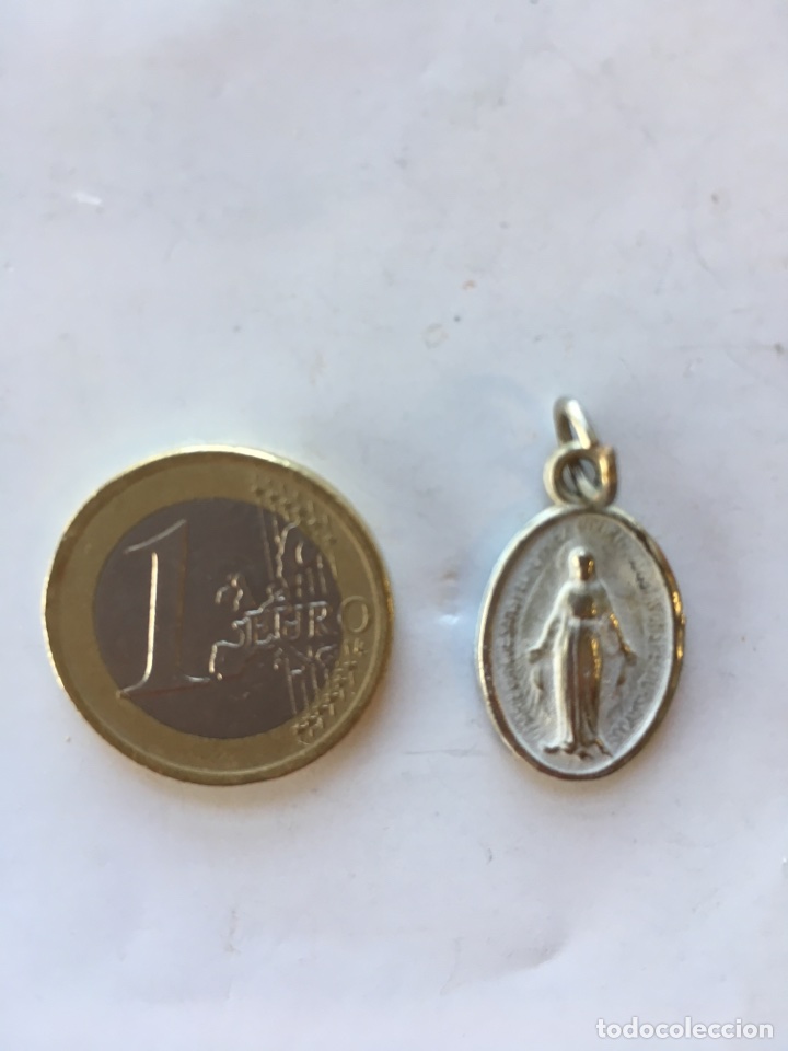 Antig&uuml;edades: Medalla &rdquo;Virgen Mar&iacute;a&rdquo; (h.1950?) - Foto 1