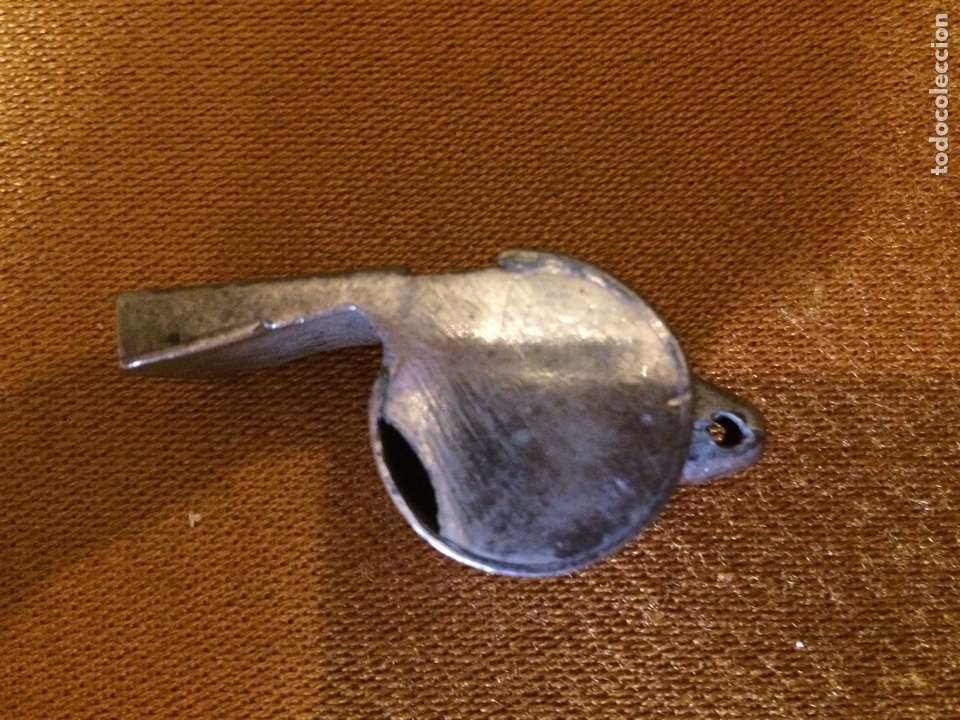 Antig&uuml;edades: Silbato de metal (leer condiciones de venta). - Foto 1