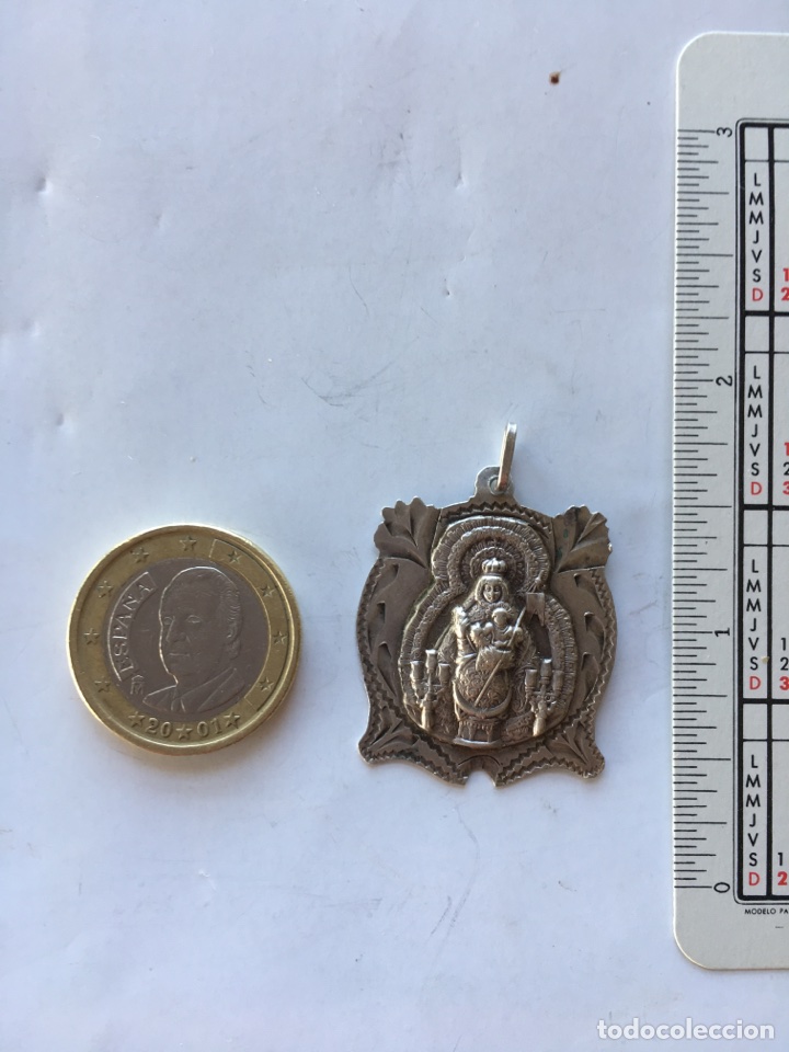 Antig&uuml;edades: Medalla en Plata &rdquo;Nuestra Se&ntilde;ora&rdquo; ( h.1940?) - Foto 1