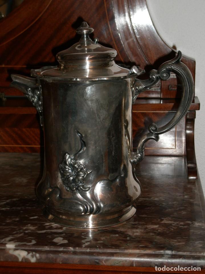Antig&uuml;edades: Jarra de esta&ntilde;o - Foto 1