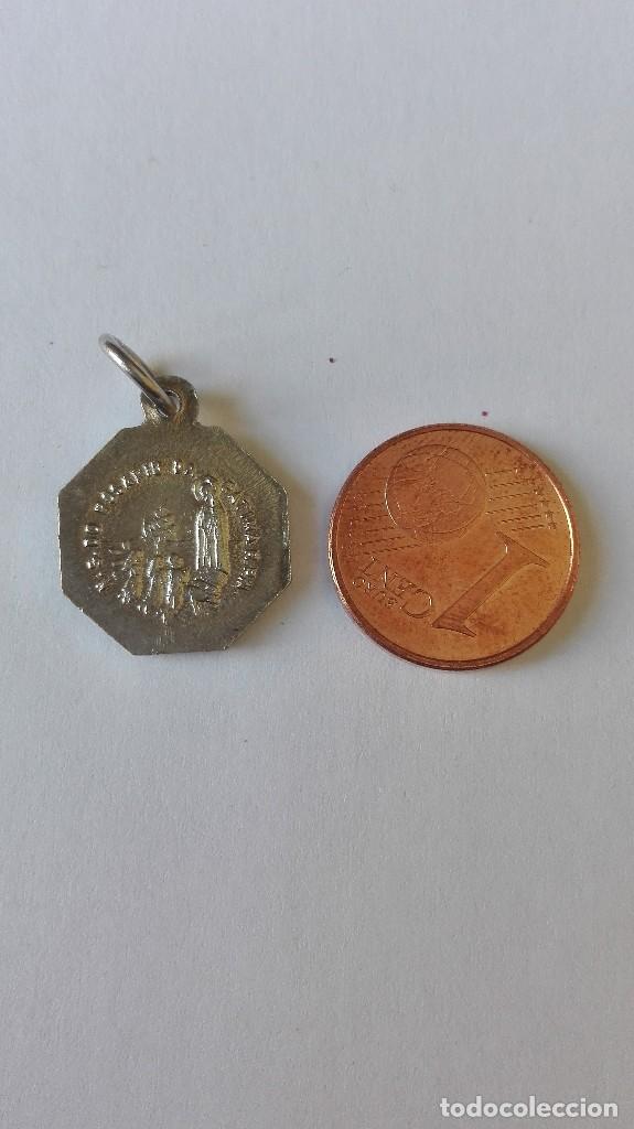 Antig&uuml;edades: Medalla virgen de fatima - Foto 2